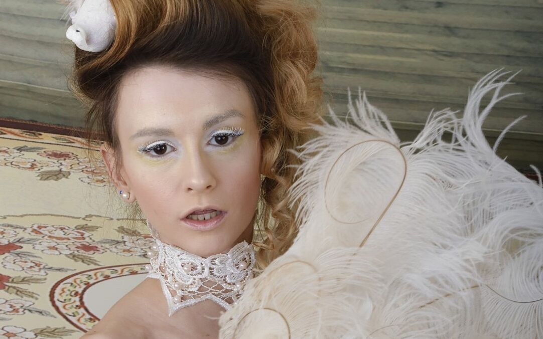 Adele Unicorn White Venice Cosplay Mask Costume od Bravo Models Media | Faphouse